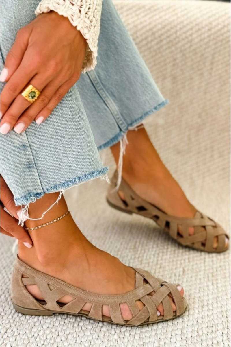 Caterina™ | Vivid Summer Woven Sandals