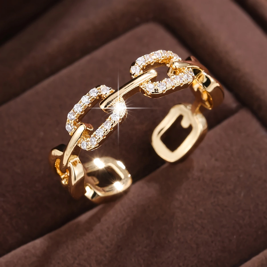 Radiant Chain Gold Ring