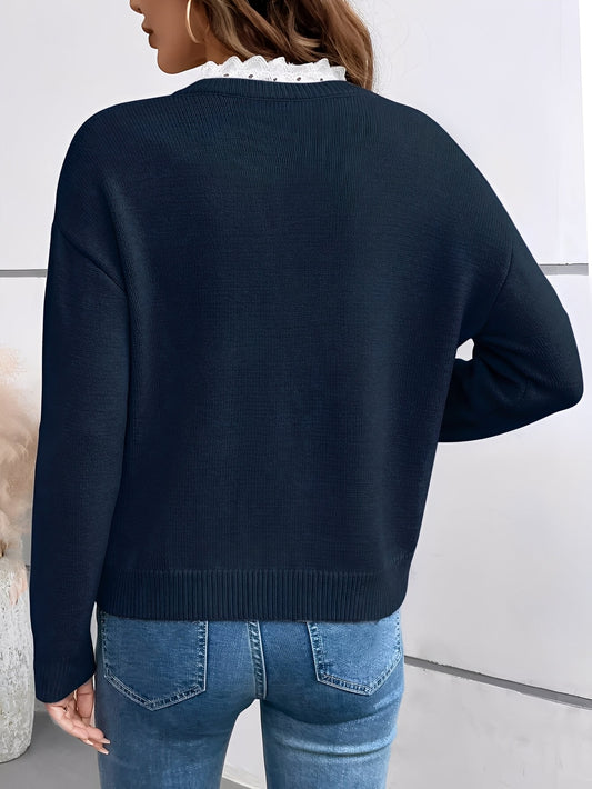 Chic Knitted Jumper With Elegant Lace Collar