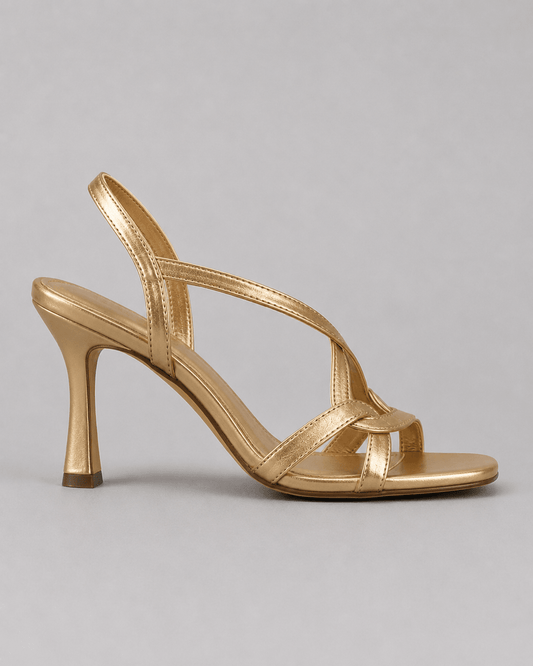 Elisabeth | Golden Sandals: Summer Charm